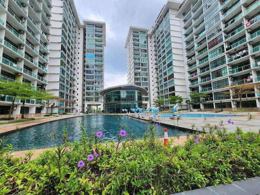 2-4 Pax Spacious Living @ Mount Austin, Jb #02 Τζόχορ Μπάχρου Εξωτερικό φωτογραφία